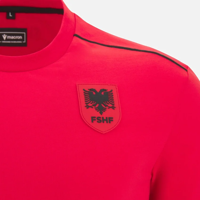 Camisas de treino vermelhas Athleisure da Seleção Nacional da Albânia FSHF 2026/27 Homem Camisas de treino vermelhas Athleisure da Seleção Nacional da Albânia FSHF 2026/27 Homem