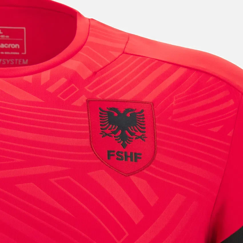 Camisas de treino vermelhas júniores da Seleção Nacional da Albânia FSHF 2026/27 Camisas de treino vermelhas júniores da Seleção Nacional da Albânia FSHF 2026/27