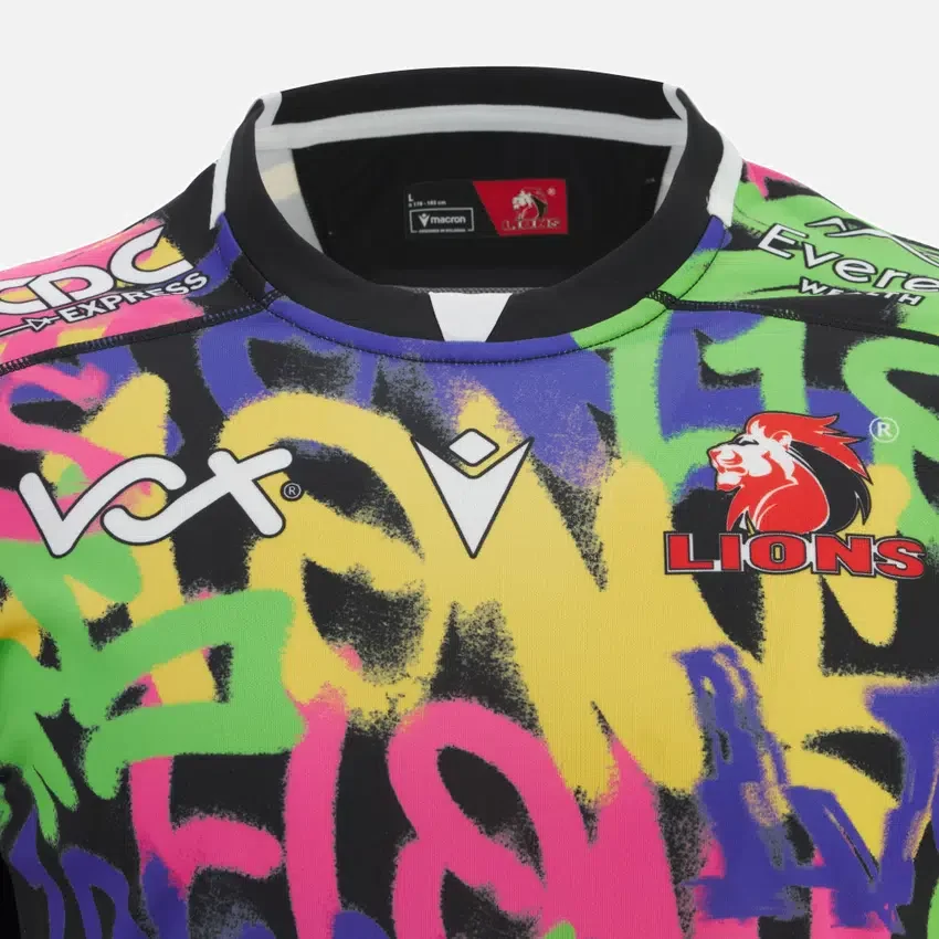 Camisas réplica em poliéster para adultos Lions Rugby 2025/26 (jogo fora) Camisas réplica em poliéster para adultos Lions Rugby 2025/26 (jogo fora)