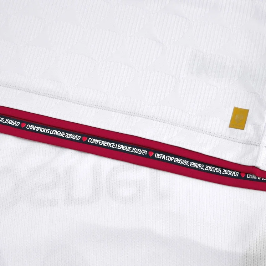 Camisola de jogo alternativa para adulto do Osasuna 2025/26 Camisola de jogo alternativa para adulto do Osasuna 2025/26