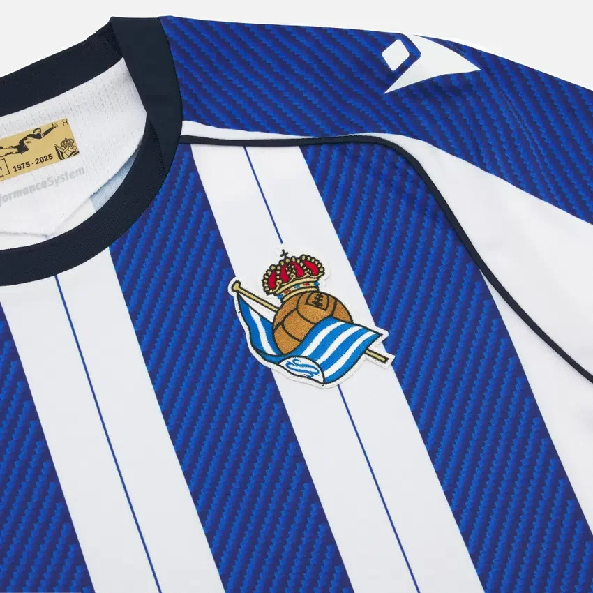 Camisola de jogo em casa com manguitos largos para adulto da Real Sociedad 2025/26 Camisola de jogo em casa com manguitos largos para adulto da Real Sociedad 2025/26