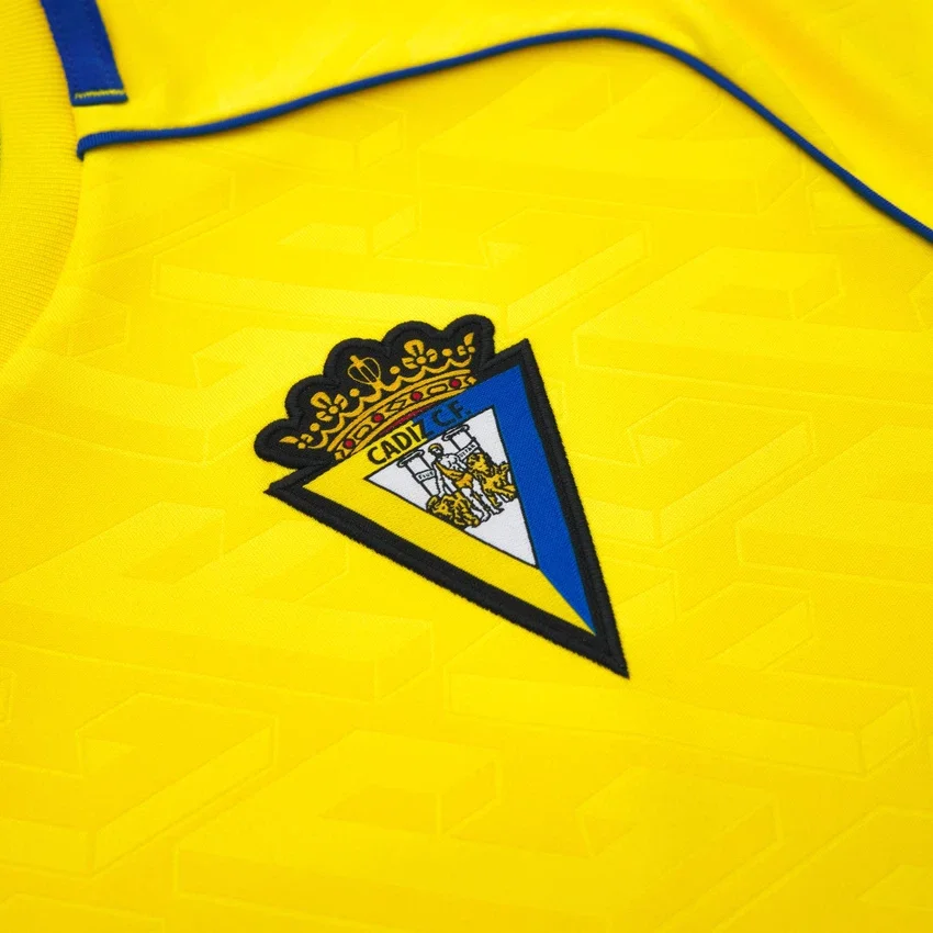 Camisola de jogo em casa do Cádiz CF 2025/26 para adultos Camisola de jogo em casa do Cádiz CF 2025/26 para adultos