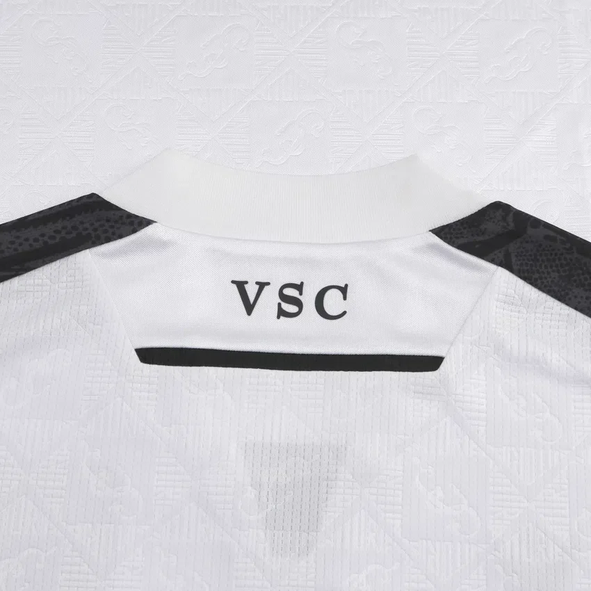 Camisola de jogo em casa do Vitoria SC 2025/26 para adultos Camisola de jogo em casa do Vitoria SC 2025/26 para adultos