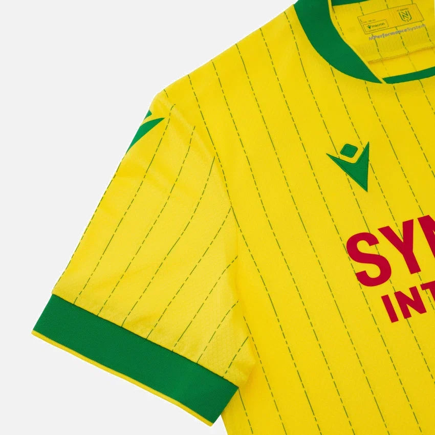 Camisola de jogo em casa para adultos do FC Nantes 2025/26 Camisola de jogo em casa para adultos do FC Nantes 2025/26