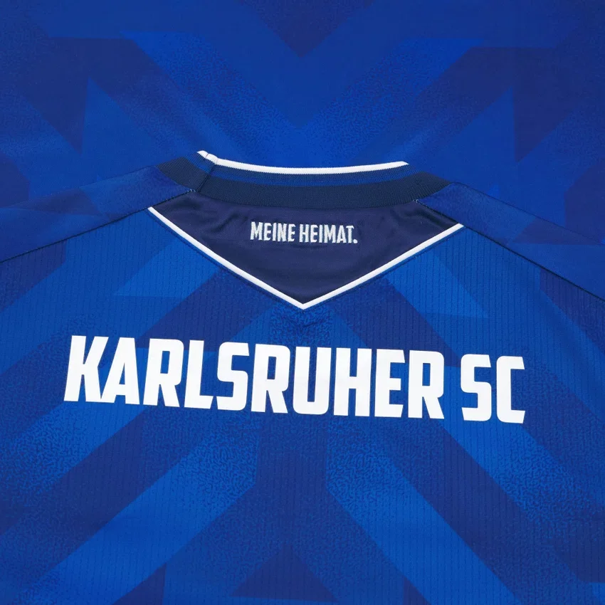 Camisola de jogo em casa para adultos do Karlsruher SC 2025/26 Camisola de jogo em casa para adultos do Karlsruher SC 2025/26