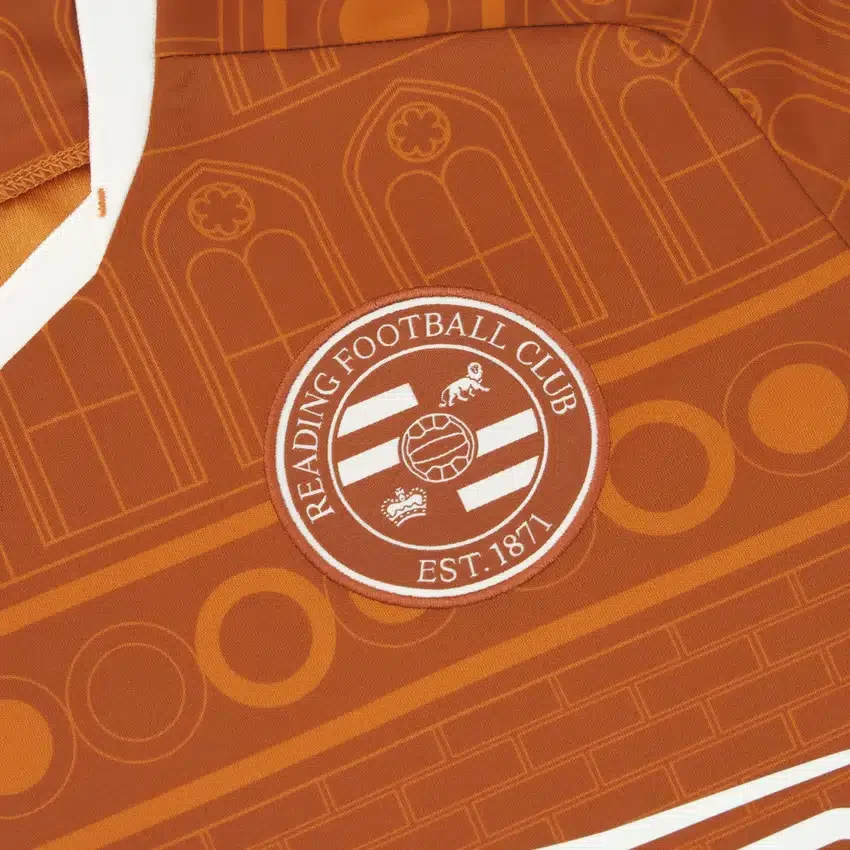 Camisola de jogo fora de casa do Reading FC 2025/26 para adultos Camisola de jogo fora de casa do Reading FC 2025/26 para adultos