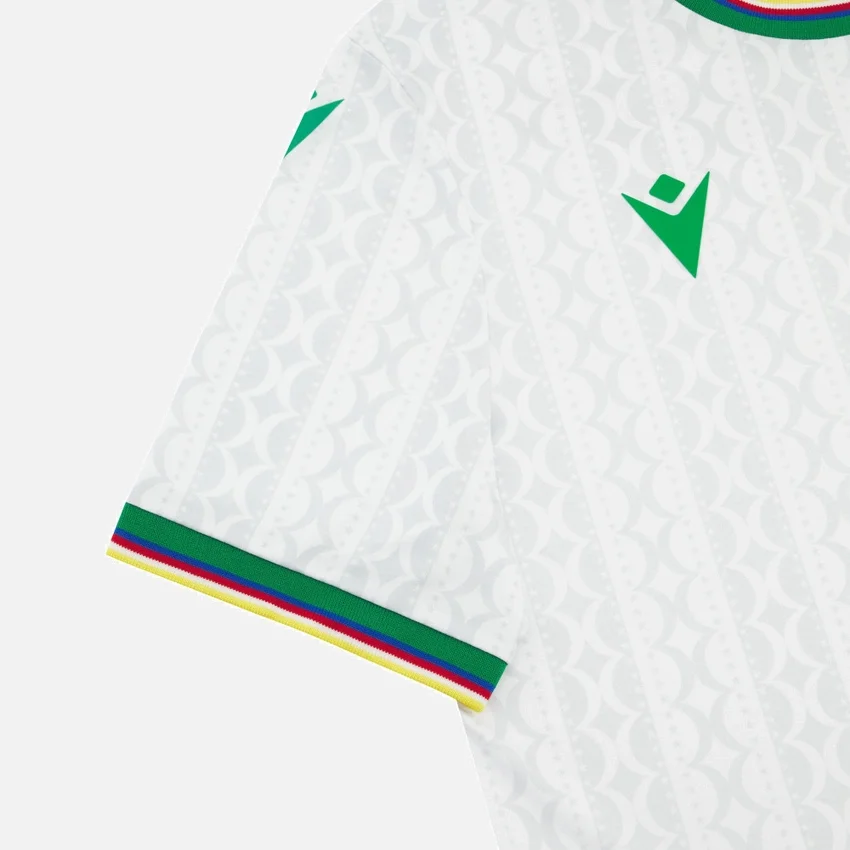 Camisola de jogo fora de casa para adultos da Federazione Calcistica Isole Comore 2025/26 Camisola de jogo fora de casa para adultos da Federazione Calcistica Isole Comore 2025/26