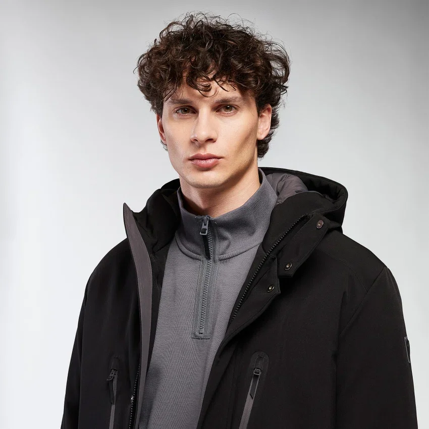 Casaco Winterfall acolchoado e impermeável com capuz Casaco Winterfall acolchoado e impermeável com capuz