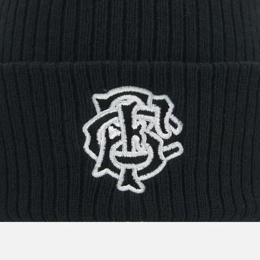 Gorro com pompom Barbarians 2025/26 Gorro com pompom Barbarians 2025/26